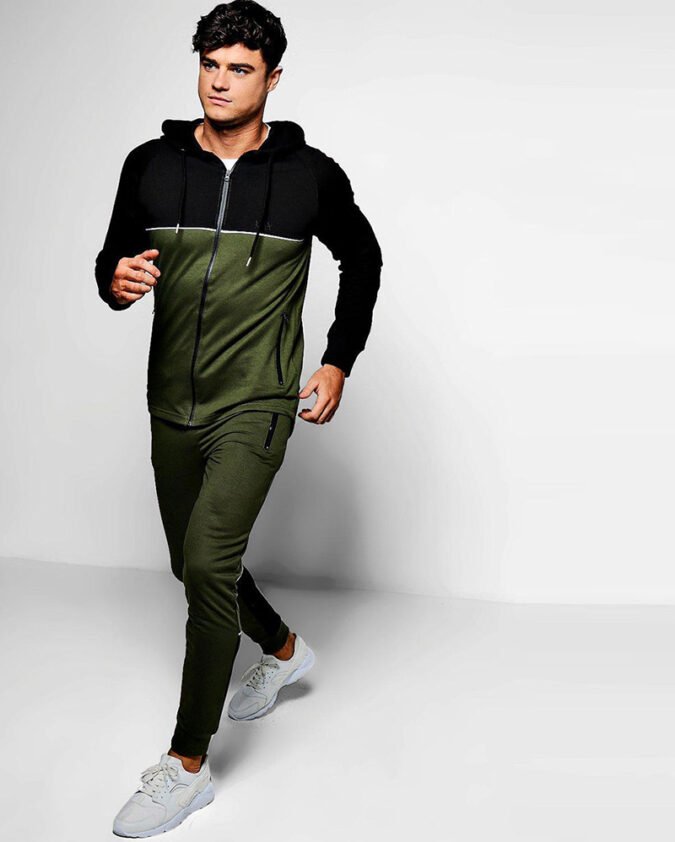 Skinny-Fit-Cut-&-Sew-Tracksuit-R1-19084